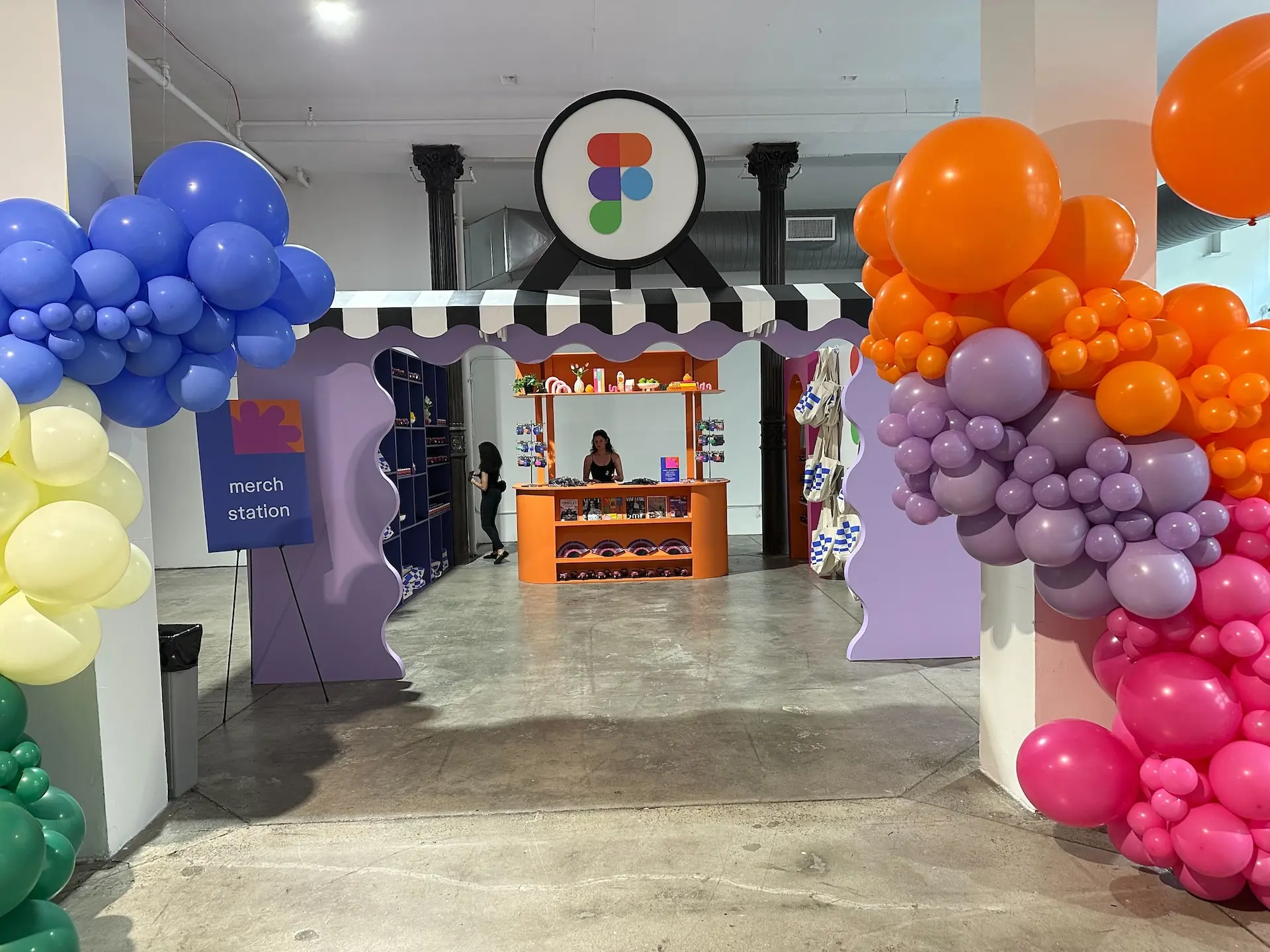 A pop up trade show booth with a bold design